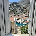 Maison Avec Terrasses Et Vues