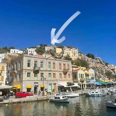 Holiday home Maison Avec Terrasses Et Vues Symi