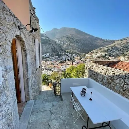 Casa de Férias Maison Avec Terrasses Et Vues *