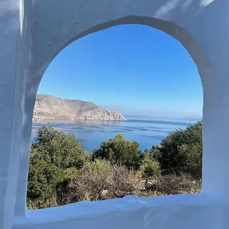 Maison Avec Terrasses Et Vues * Symi