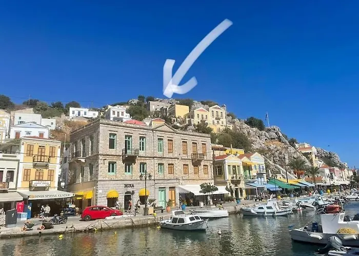 Holiday home Maison Avec Terrasses Et Vues Symi